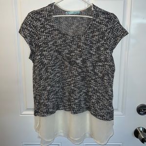 Maurice’s short sleeve sweater blouse
